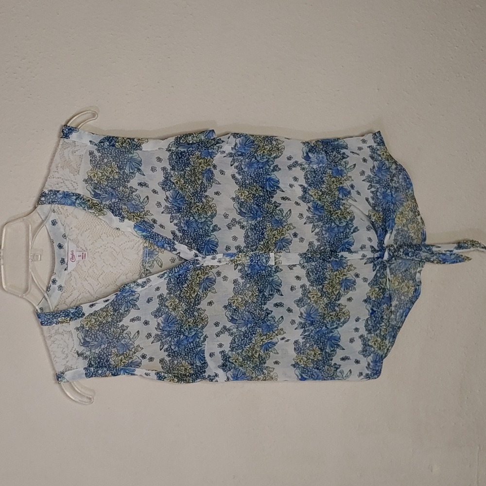 Candie's Women's Size Small Sheer Sleeveless, Tie Waist Blouse